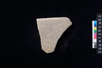 藏品(磨製石斧殘件)的圖片