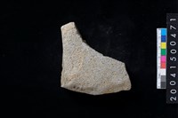 藏品(磨製石斧殘件)的圖片