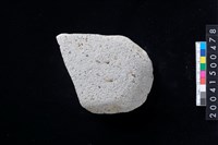 藏品(磨製石斧殘件)的圖片