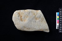 藏品(磨製石斧殘件)的圖片