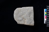 藏品(磨製石斧殘件)的圖片