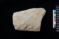 藏品(磨製石斧殘件)的圖片