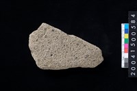 藏品(磨製石斧殘件)的圖片