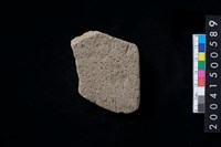 藏品(磨製石斧殘件)的圖片