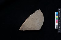 藏品(磨製石斧殘件)的圖片