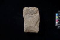 藏品(磨製石斧殘件)的圖片