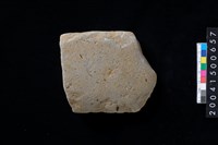 藏品(磨製石斧殘件)的圖片