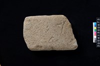 藏品(磨製石斧殘件)的圖片