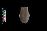 藏品(有肩石斧)的圖片