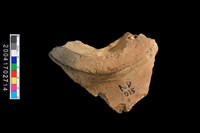 藏品(底部與圈足)的圖片