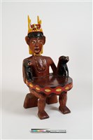 藏品(木雕椅)的圖片