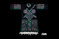 藏品(女子長袖長衣)的圖片