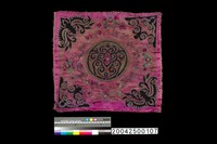 藏品(背兒帶繡片)的圖片