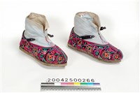 藏品(繡花鞋)的圖片