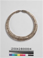 藏品(銀製項圈)的圖片