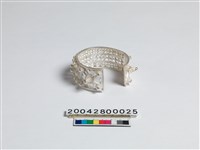 藏品(銀製手鐲)的圖片