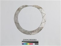 藏品(銀製胸飾)的圖片