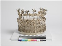 藏品(銀製頭飾)的圖片