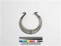 藏品(女子銀製項飾)的圖片