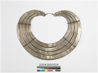 藏品(銀製項圈)的圖片