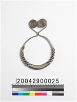 藏品(銀製項圈)的圖片