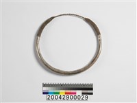 藏品(銀製項圈)的圖片