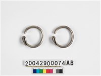 藏品(女子銀製耳飾)的圖片