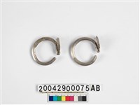 藏品(女子銀製耳飾)的圖片