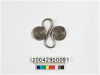 藏品(上衣銀製吊墜)的圖片