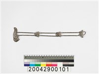 藏品(銀製胸飾)的圖片