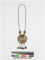 藏品(銀製胸飾)的圖片