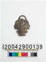 藏品(銀製胸飾)的圖片