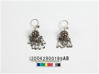 藏品(女子銀製耳飾)的圖片