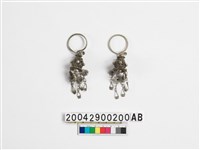 藏品(女子銀製耳飾)的圖片