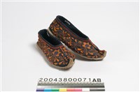 藏品(繡花鞋)的圖片