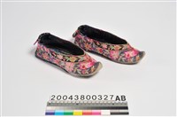 藏品(繡花鞋)的圖片