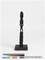 藏品(木雕人像)的圖片