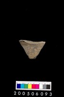 藏品(頸折)的圖片