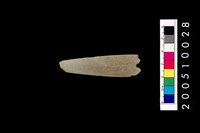 藏品(石矛殘件)的圖片