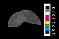 藏品(石環製作材料─帶磋磨痕石環粗胚)的圖片