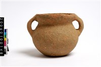 藏品(雙豎把侈口凹底陪葬陶罐)的圖片