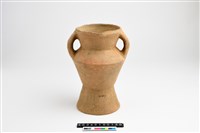 藏品(雙豎把折腹圈足陪葬陶罐)的圖片