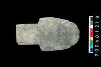 藏品(有肩石斧)的圖片