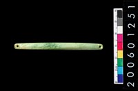 藏品(兩端帶穿玉棒)的圖片