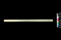 藏品(兩端帶穿玉棒)的圖片