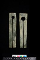 藏品(卑南文化長條形玉玦)的圖片