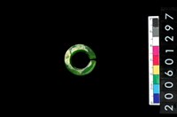 藏品(環狀玦形玉耳飾)的圖片