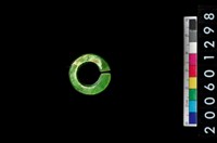 藏品(環狀玦形玉耳飾)的圖片