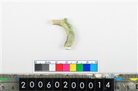 藏品(帶四突起環狀玦形玉耳飾)的圖片