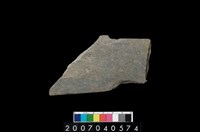 藏品(不明石器殘件)的圖片